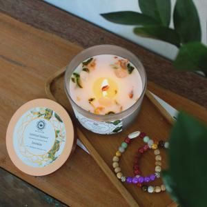Bougies d'aromathérapie aux plantes et gemmes