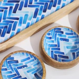 Bols, plateaux et dessous en bois de manguier artisanaux