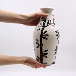 Vases en céramique de Bali