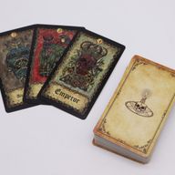 Cartes de Tarot avec Guide – Arcana du Requiem