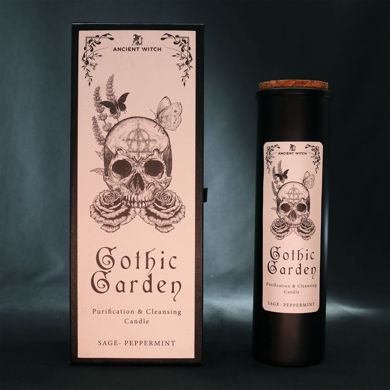 Bougie rituelle Gothic Garden affichée avec son emballage illustré