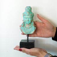 Princesse Java Porte-Bonheur sur Socle - Cuivre Vert