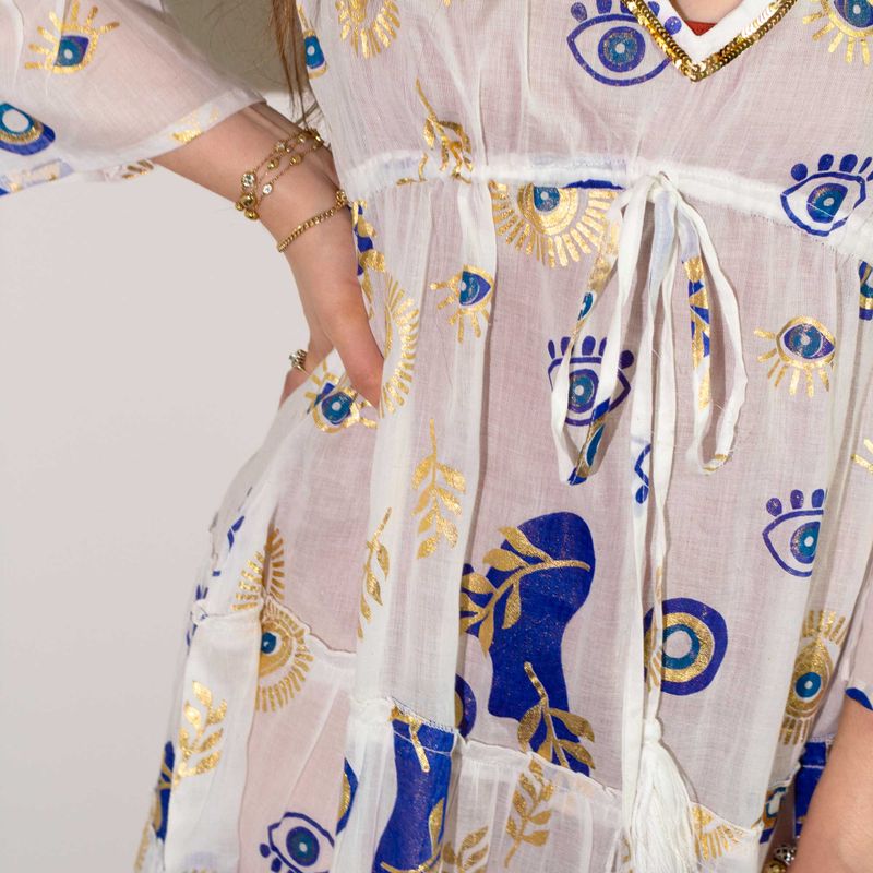 Nomad Sari - Robe Blanc, Bleu & Design Œil Maléfique Doré