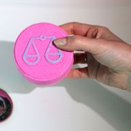 Ensemble de Boules de Bain du Zodiaque avec Horoscope - Balance