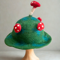 Chapeau Champignon en Feutre – Vert Montagne Mousseuse