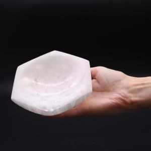 Bols en sélénite naturelle pour professionnels