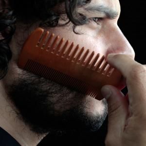 Peignes et brosses à barbe de vente en gros