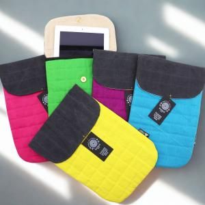 Pochettes rembourrées ordinateurs - Nomad Sari