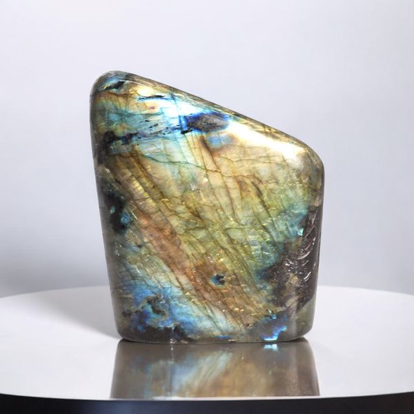 Pierres de Labradorite de Madagascar