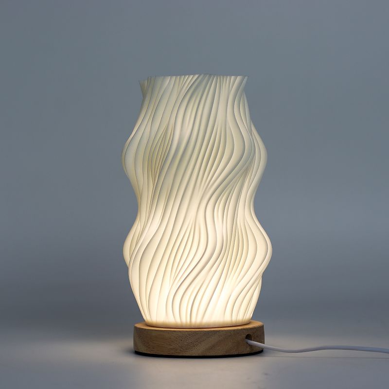 Lampe Ondulée Nouvelle Vague - USB (C) - 3 Réglages - Étoile Torsadée