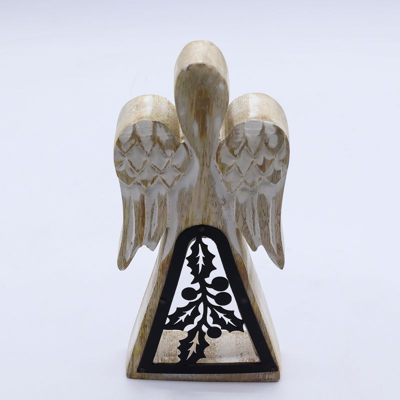 Ange bois de manguier – Finition blanchie & décor en fer ajouré – 18 cm