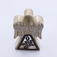 Ange bois de manguier – Finition blanchie & décor en fer ajouré – 18 cm