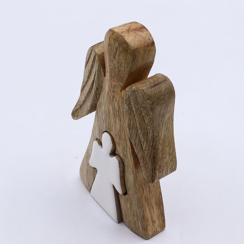 Ange en bois de manguier avec ange imbriqué – Émail blanc – 15 cm