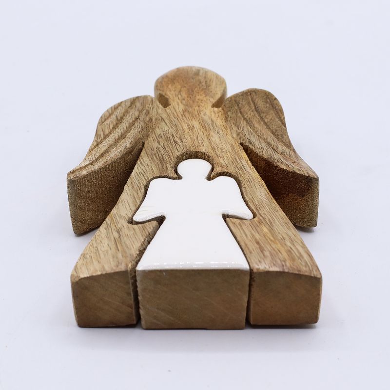 Ange en bois de manguier avec ange imbriqué – Émail blanc – 15 cm