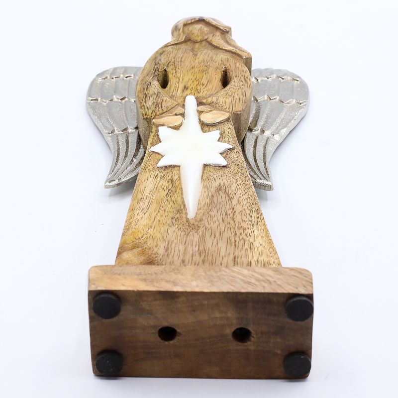 Grand Ange de la Paix en bois de manguier – Ailes en métal & détails émaillés – 30 cm