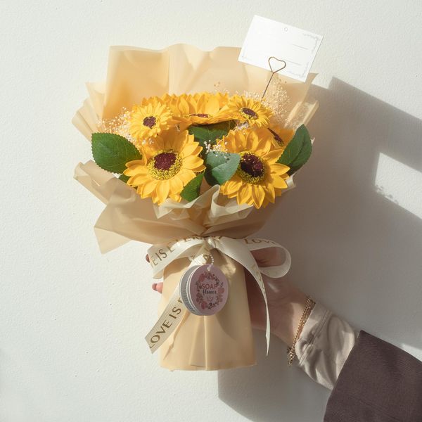 Bouquet de tournesols en savon - L’amour éternel