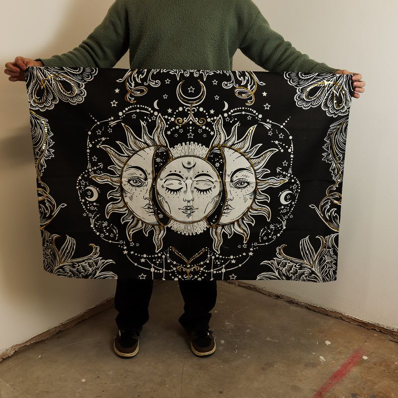 Tenture en coton (70x110 cm) – Déesse du Soleil