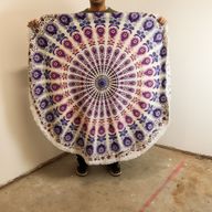 Petite tenture ronde mandala (130 cm) – Paon Violet