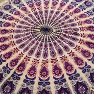 Petite tenture ronde mandala (130 cm) – Paon Violet