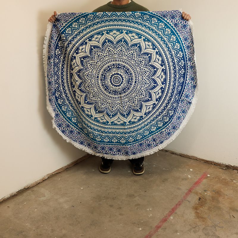 Petite tenture ronde mandala (130 cm) – Bleu Classique