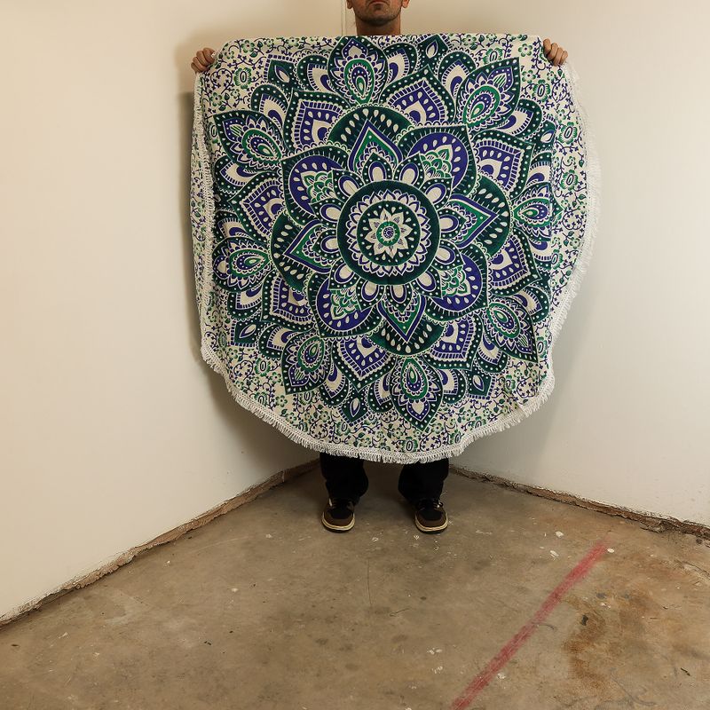 Petite tenture ronde mandala (130 cm) – Sarcelle & Bleu