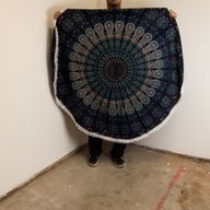 Petite tenture ronde mandala (130 cm) – Paon Bleu