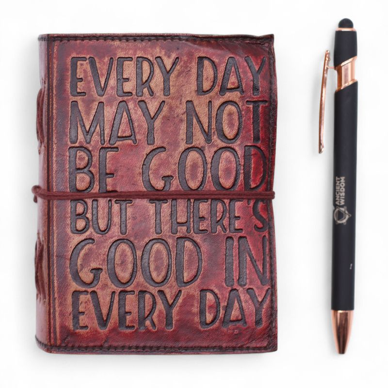 Carnet cuir épais bords frangés (12,5x9 cm) – Chaque jour n’est pas divin