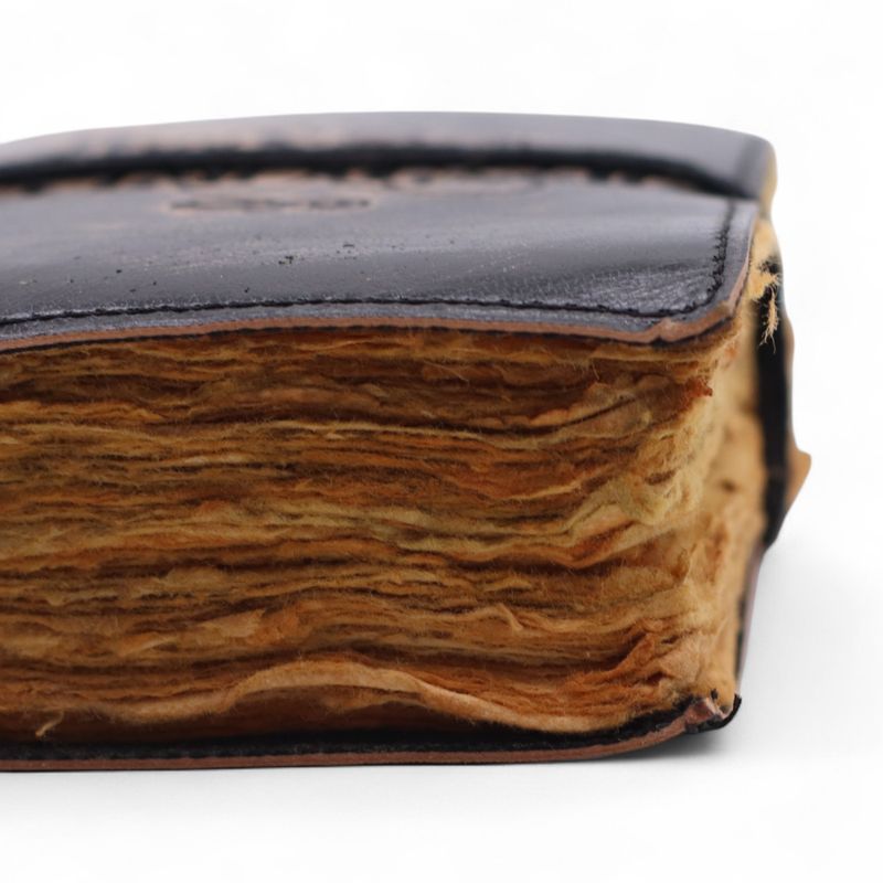 Carnet cuir épais bords frangés (12,5x9 cm) – Histoires que je me raconte