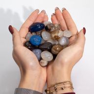 Agate naturelle mélangée en vrac – 1 kg (env. 70 pierres)
