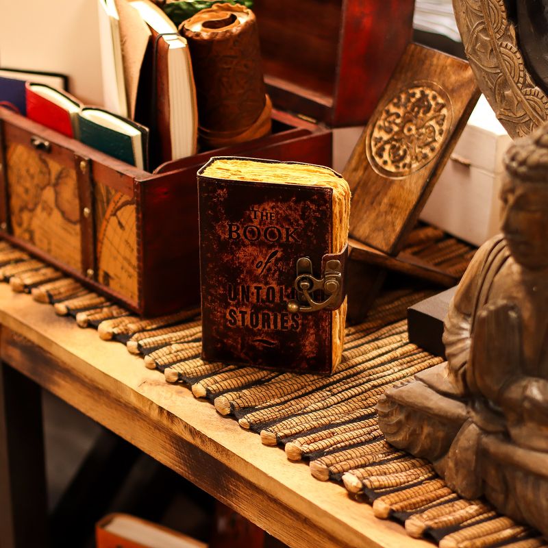 Carnet cuir épais bords frangés (15x10 cm) – Livre des histoires oubliées