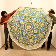 Grande tenture ronde mandala (180 cm) – Jaune & Bleu