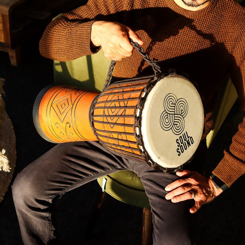 Grand Tambour Djembe Pro - Soul Sound (grave) - 50 cm (22 cm diamètre)