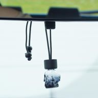 Diffuseur voiture à suspendre 8 ml (3 modèles x 4) - Noir