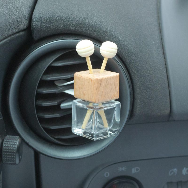 Diffuseur voiture grille d’aération 8 ml (3 modèles x 4) - Transparent