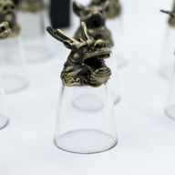 Verres à shot (25 ml) – Créatures du Zodiaque Chinois – Bronze Antique