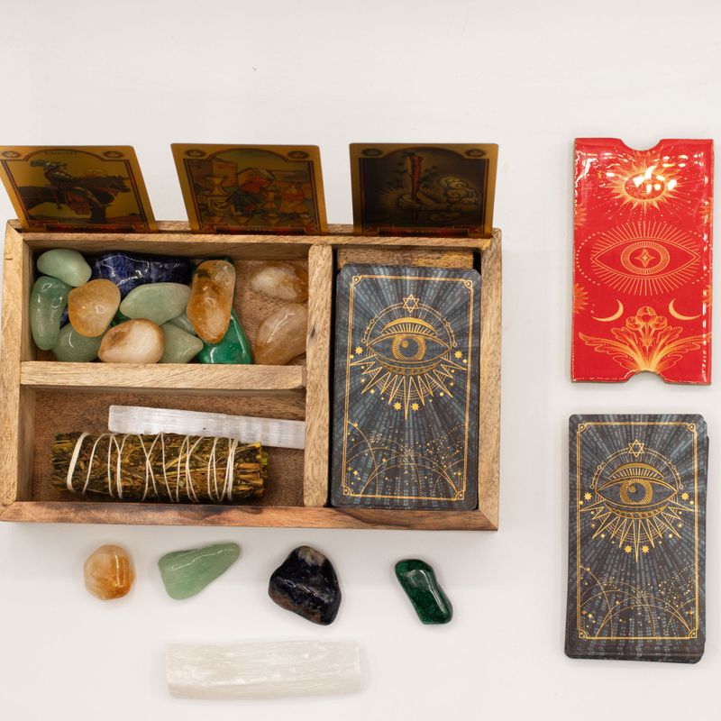 Boîte de tarot à trois compartiments avec porte-cartes