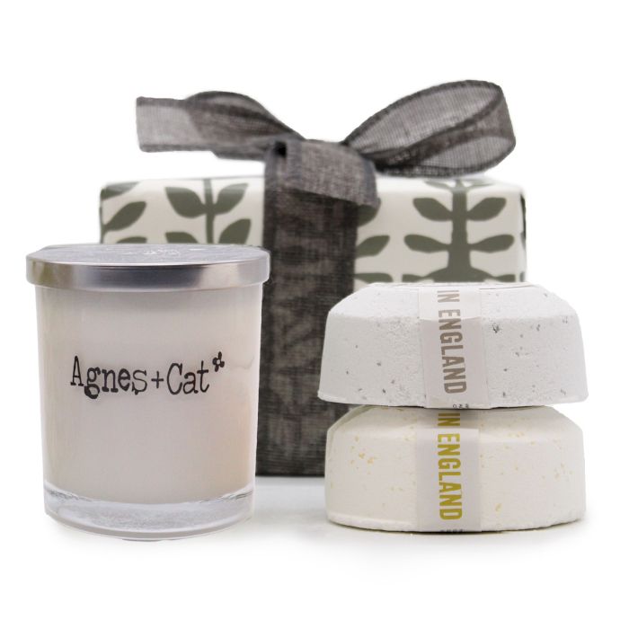 Coffret Cadeau - Lune Veloutée (Bougie) + Windermere & Agrumes (Bombe de bain)
