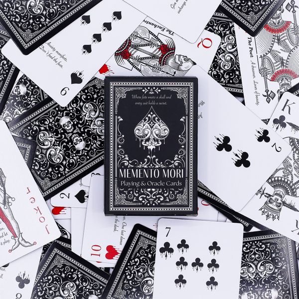 Cartes à jouer et oracles Memento Mori Gothique