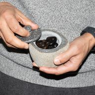 Pot d’ancrage en pierre de rivière naturelle – Petit