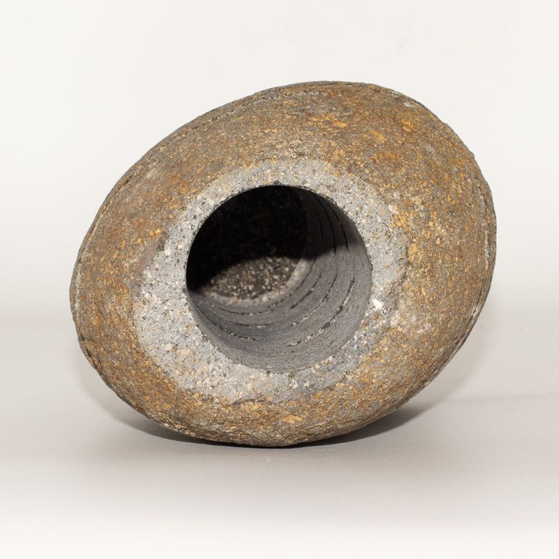 Bougeoir Pierre de Rivière Naturelle – Pierre Taillée (10x13x22 cm)
