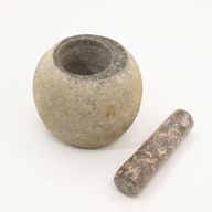 Grand Pilon & Mortier Décoratif – Pierre de Rivière (env. 15x12 cm)