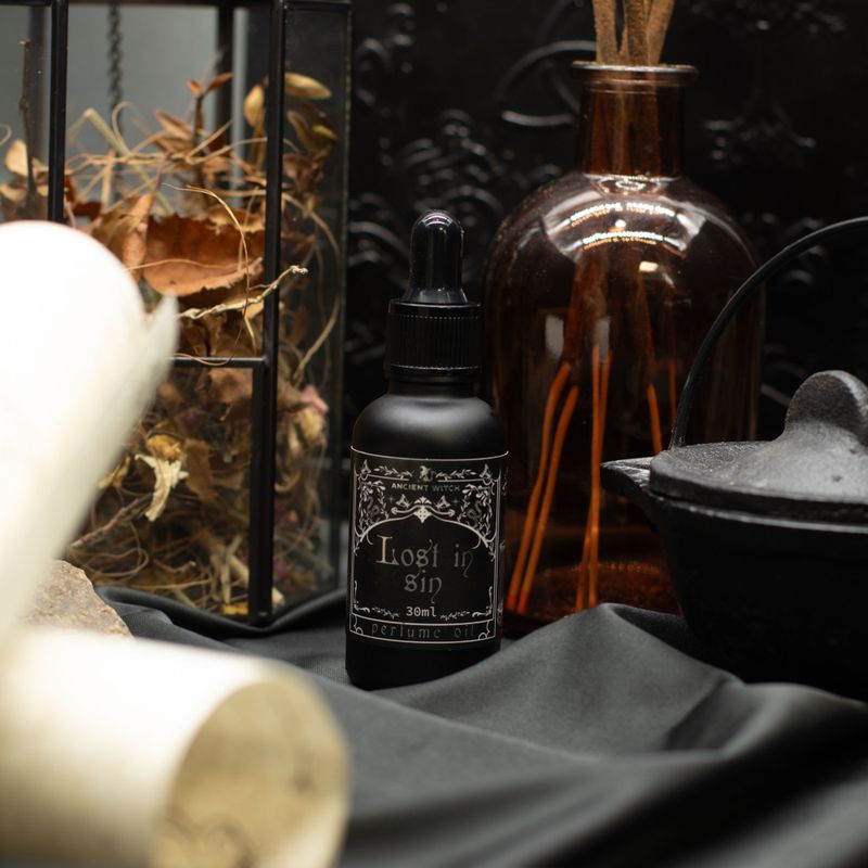 Huile de Parfum Sorcière Ancestrale - Épanouie dans le Péché