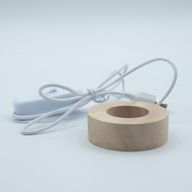 Socle LED USB Rond en Bois 6 cm – Multicolore