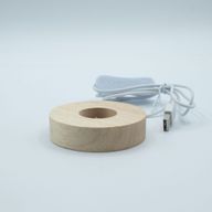 Socle LED USB Rond en Bois 8 cm – Multicolore