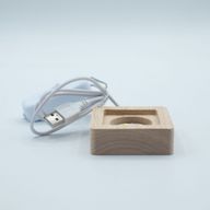 Socle LED USB Carré en Bois 6 cm – Blanc Froid/Chaud/Jour