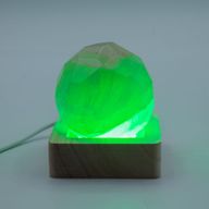 Socle LED USB Carré en Bois 6 cm – Multicolore