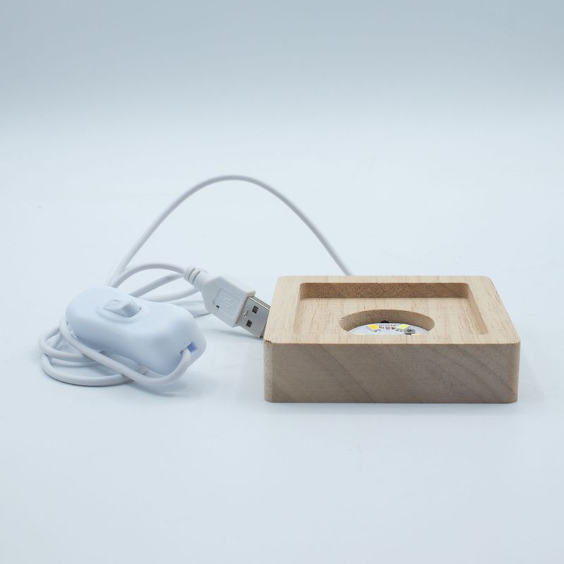 Socle LED USB Carré en Bois 8 cm – Blanc Froid/Chaud/Jour