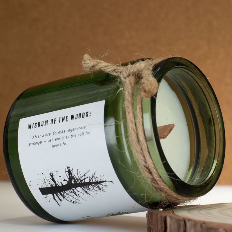 Bougie Greenman en cire de soja à mèche en bois - Cendre et fumée de bois
