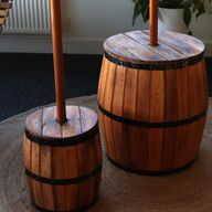 Table Tonneau de Bière & Support de Parasol