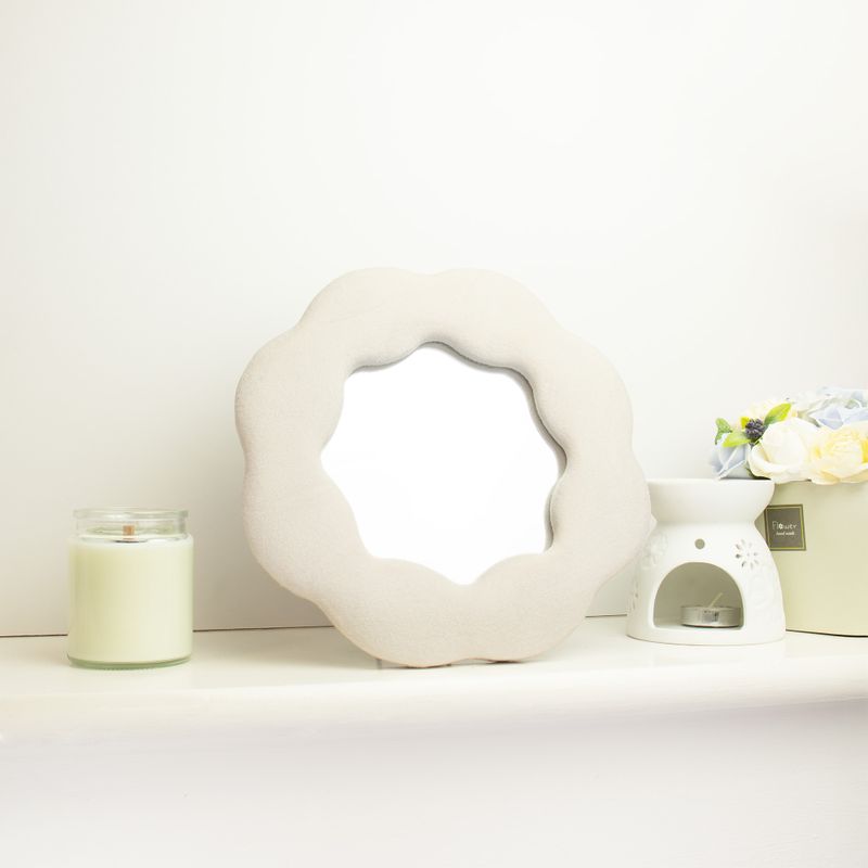 Miroir Ondulé Doux Fleur – Beige  – 25,4 x 25,4 x 2,3 cm